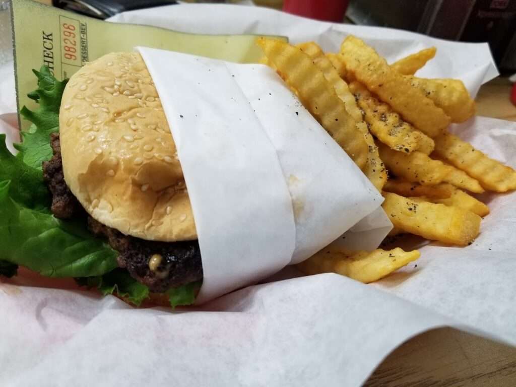 34th Street Burgers And Deli Photo 3